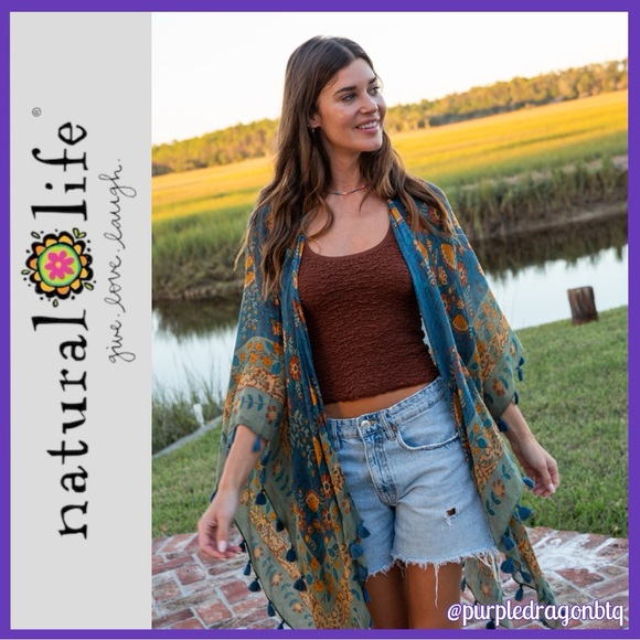 NATURAL LIFE Accessories - NATURAL LIFE MEERA CONVERTIBLE KIMONO NWT